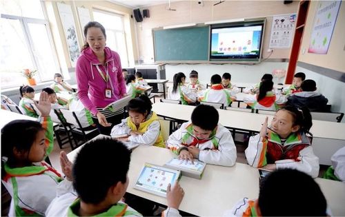 义务教育不收书杂费,为何家长仍频频缴费 学校 都是家长自愿的